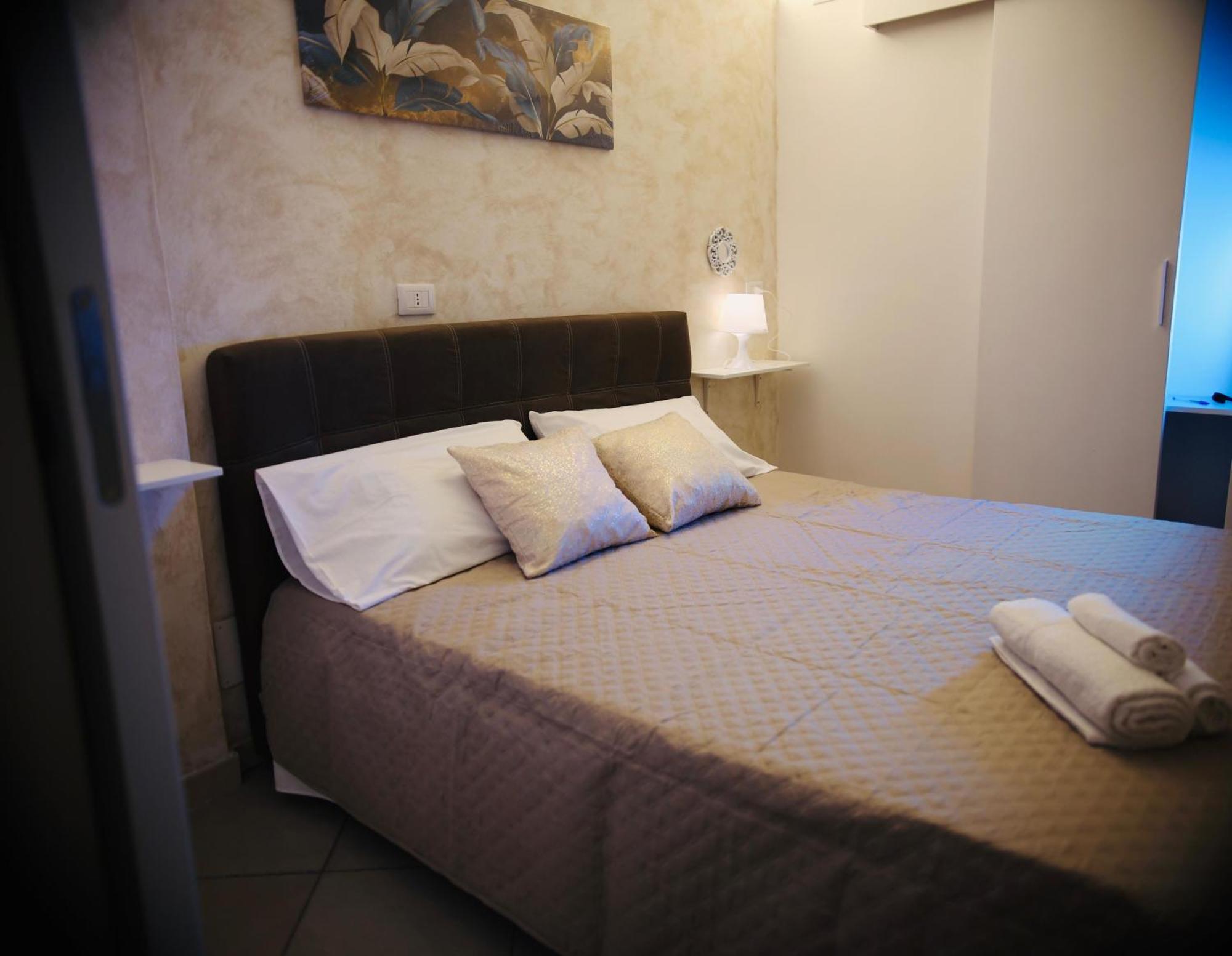Holiday House Plebiscito Catania Eksteriør bilde